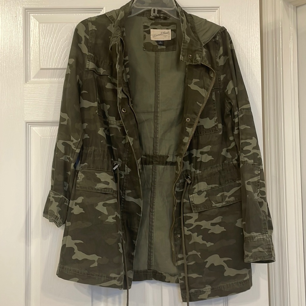 Universal Thread Camouflage Jacket - image 1